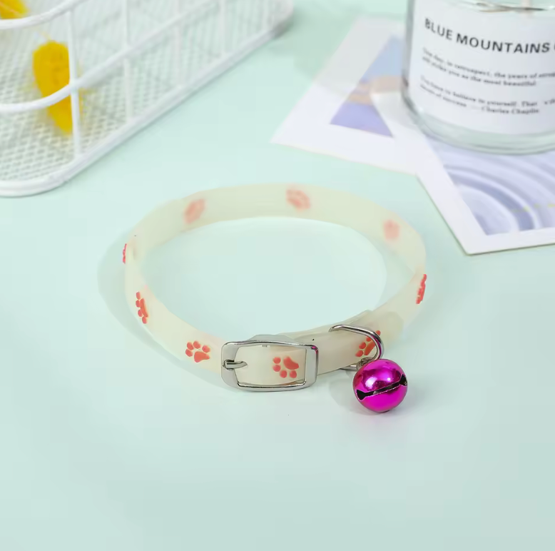 collier pour chat rose
