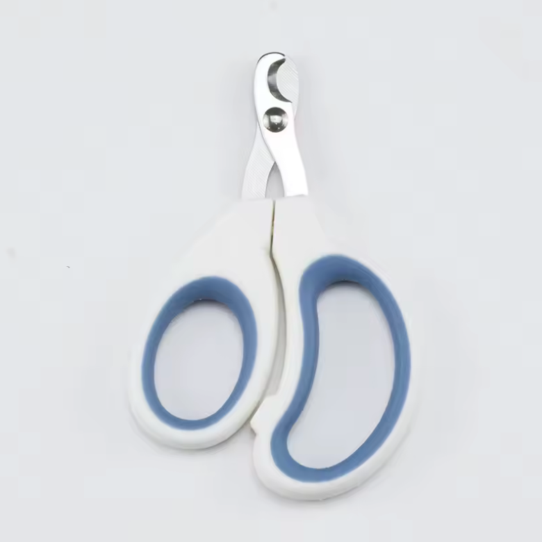 coupe griffe chat blanc et bleu